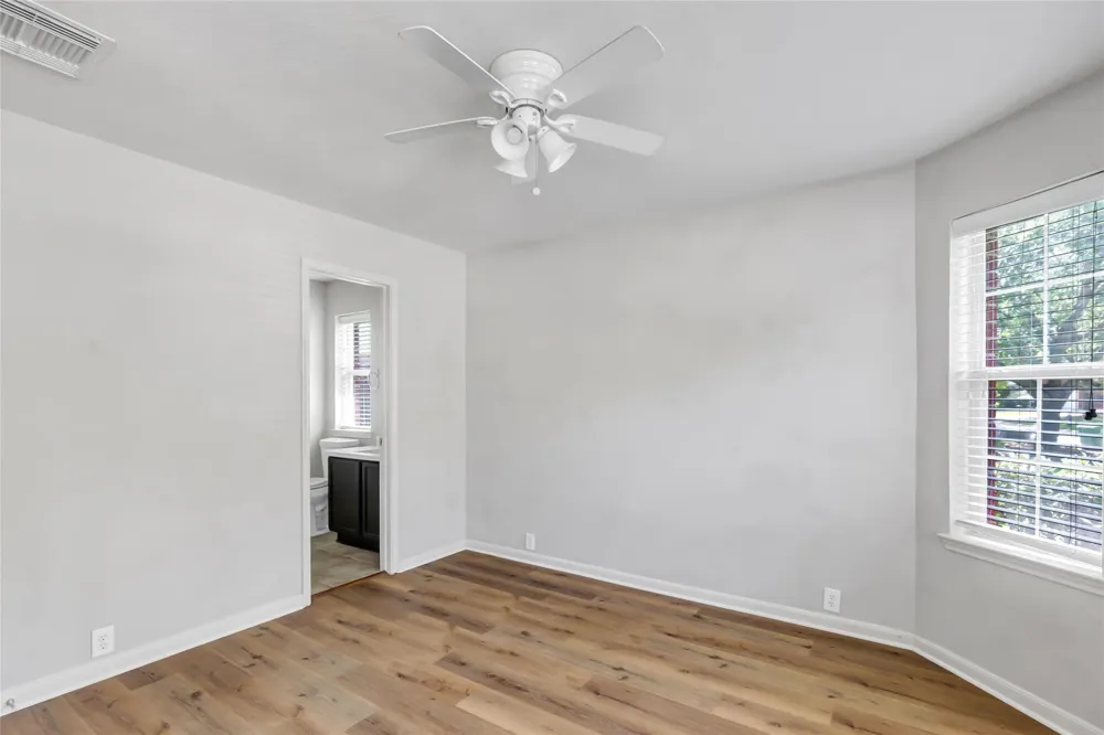 2822 Foster Hill Drive Kingwood, TX 77345