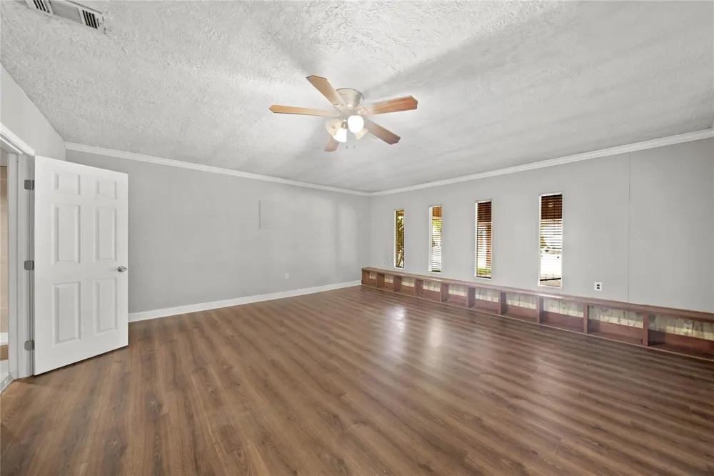 2835 Dragonwick Drive Houston, TX 77045
