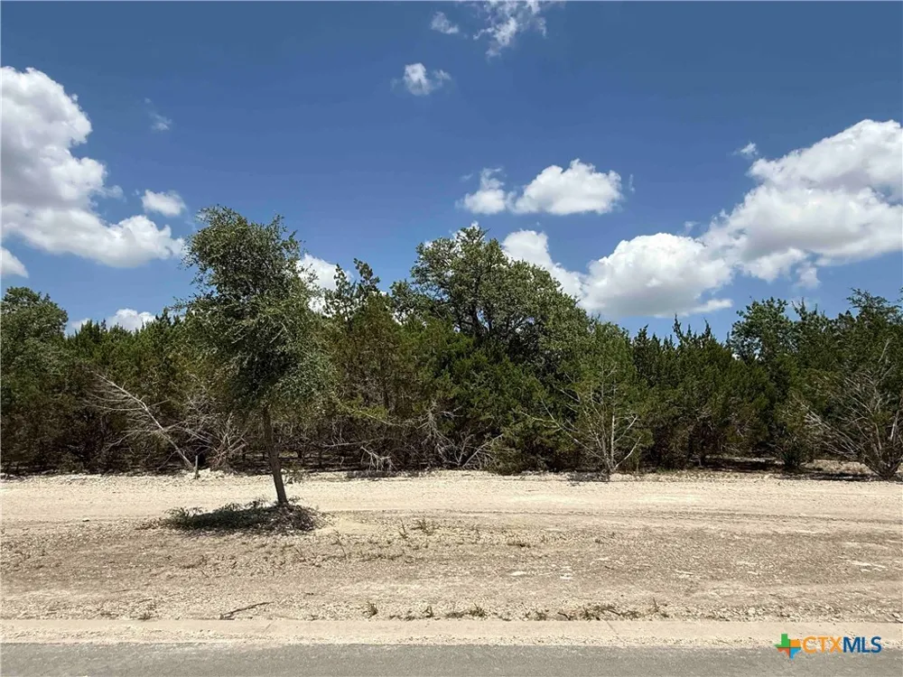 1200 Kenton Parkway Salado, TX 76571