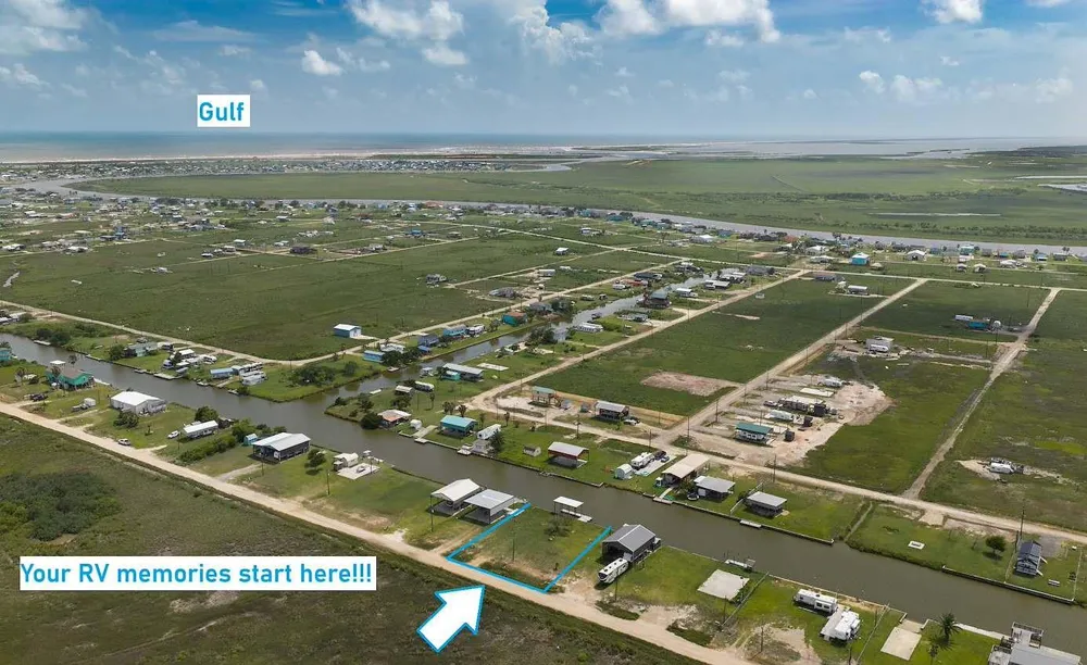515 Hall Road Sargent, TX 77414