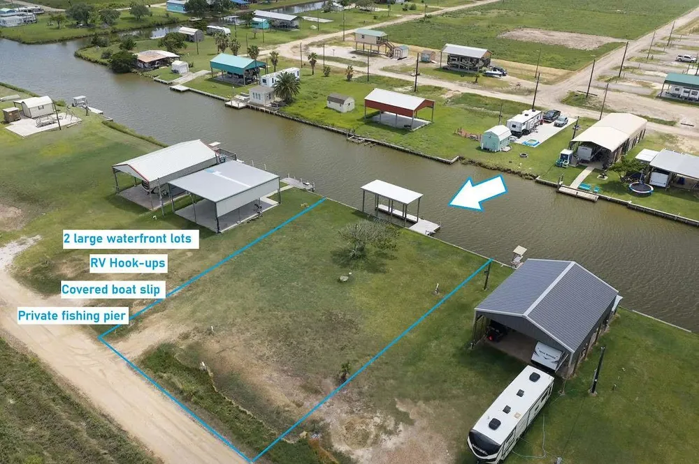 515 Hall Road Sargent, TX 77414