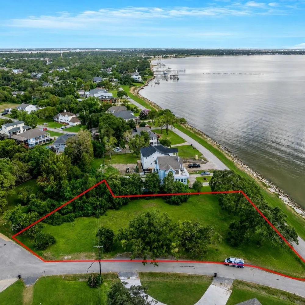 3422 Miramar Drive Shoreacres, TX 77571