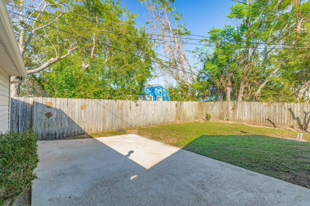 114 Tarpon Avenue Galveston, TX 77550