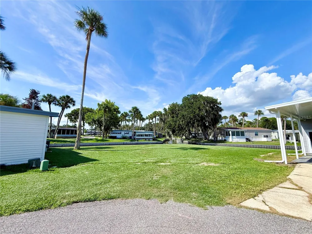 29 CLUB HOUSE Eustis, FL 32726