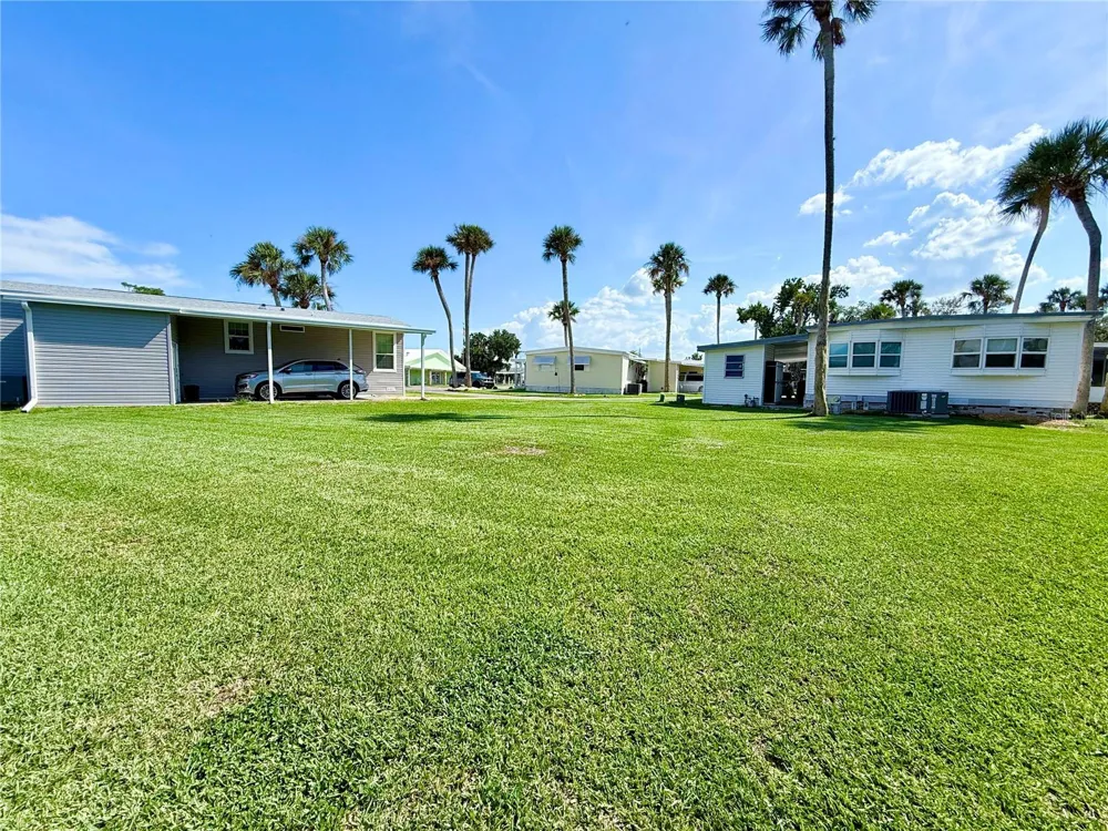 29 CLUB HOUSE Eustis, FL 32726