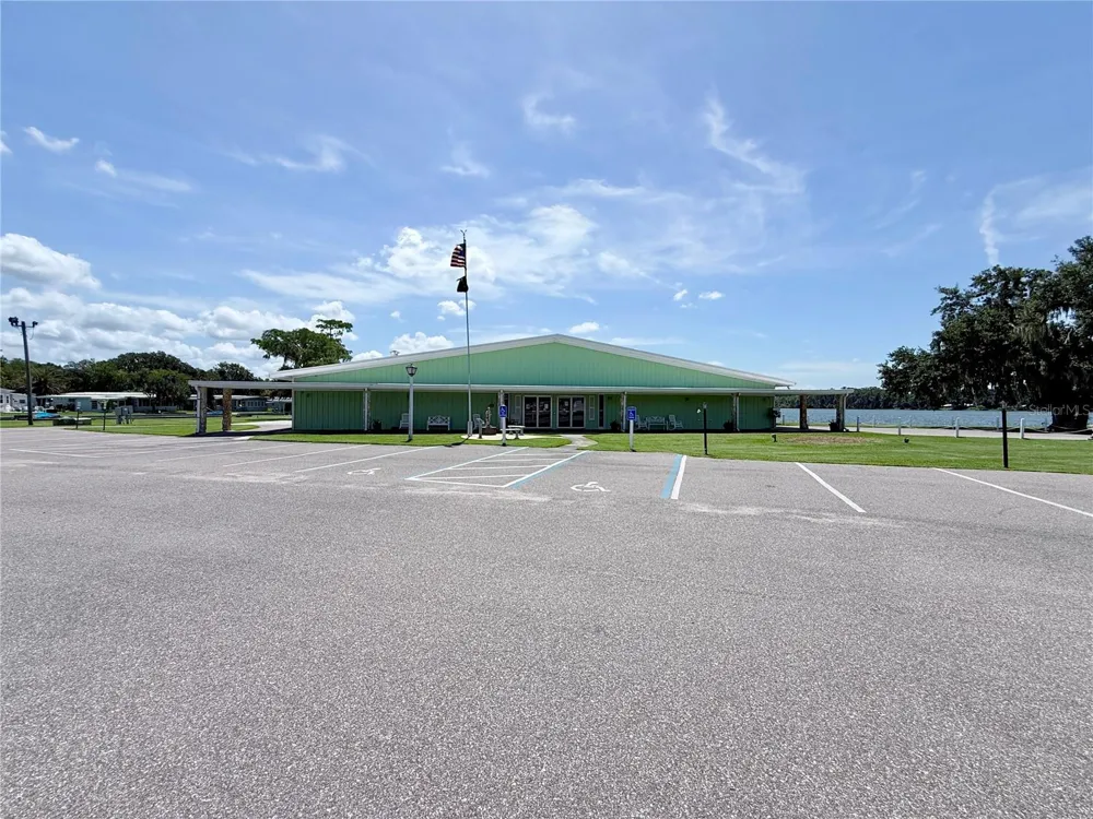 29 CLUB HOUSE Eustis, FL 32726