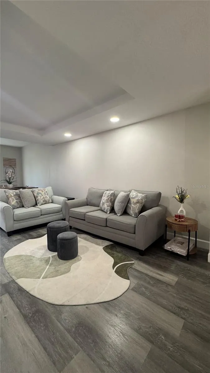 2015 GRAND OAK DRIVE Kissimmee, FL 34744