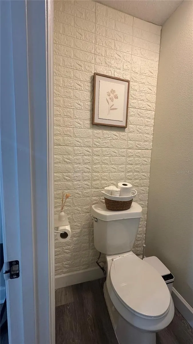 2015 GRAND OAK DRIVE Kissimmee, FL 34744