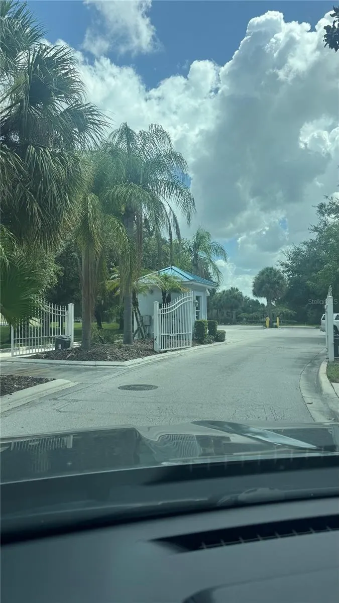 2015 GRAND OAK DRIVE Kissimmee, FL 34744