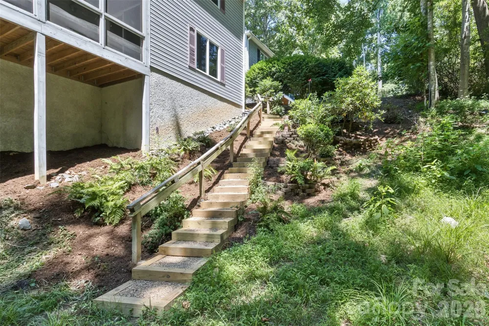 100 Titleist Way Hendersonville, NC 28739