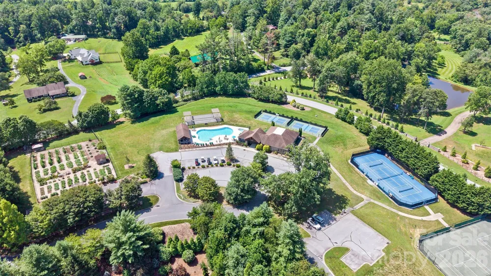 100 Titleist Way Hendersonville, NC 28739