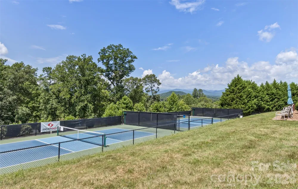 100 Titleist Way Hendersonville, NC 28739