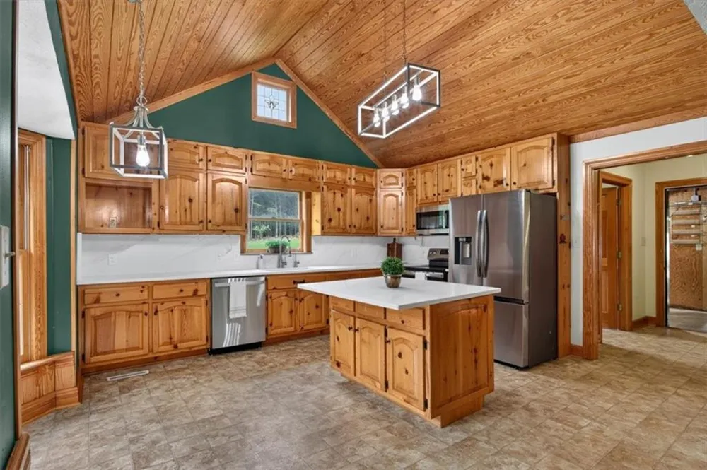 98 Adair Hollow Road NW Adairsville, GA 30103