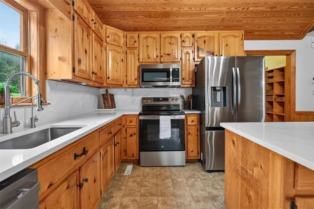 98 Adair Hollow Road NW Adairsville, GA 30103