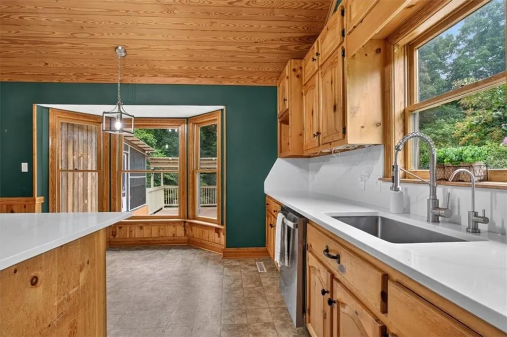 98 Adair Hollow Road NW Adairsville, GA 30103