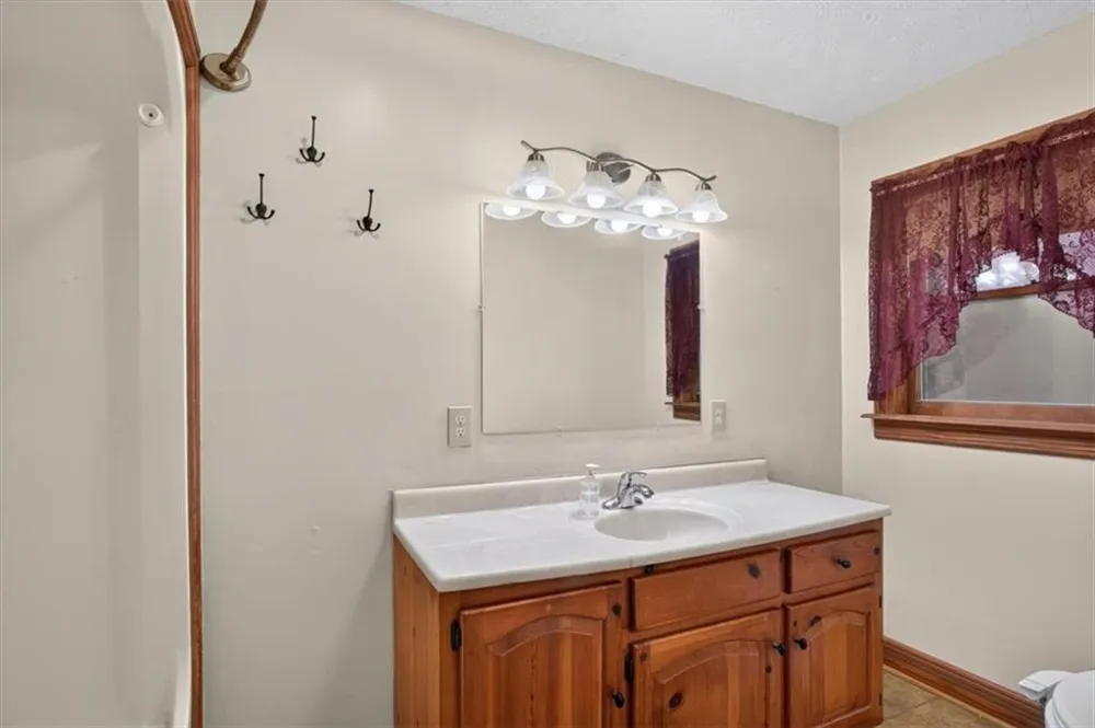 98 Adair Hollow Road NW Adairsville, GA 30103