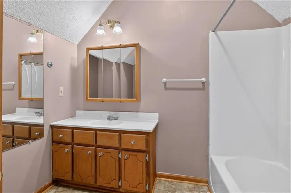 98 Adair Hollow Road NW Adairsville, GA 30103