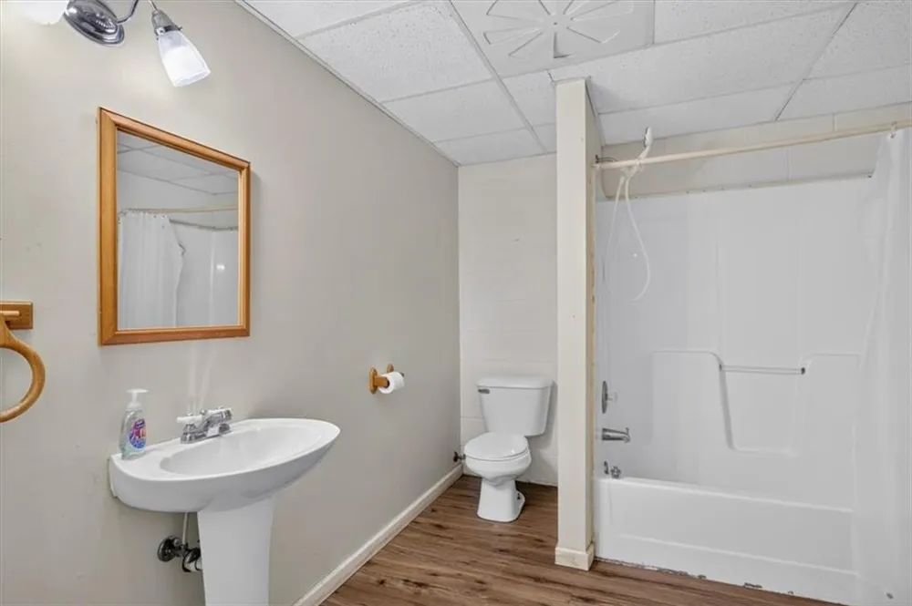 98 Adair Hollow Road NW Adairsville, GA 30103