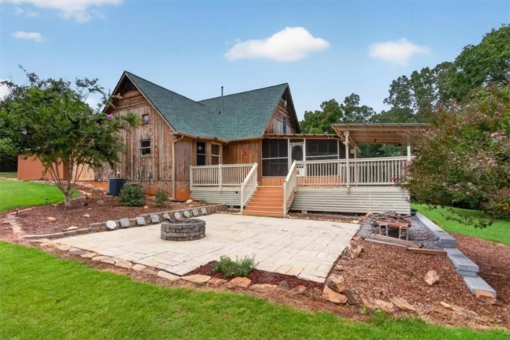 98 Adair Hollow Road NW Adairsville, GA 30103