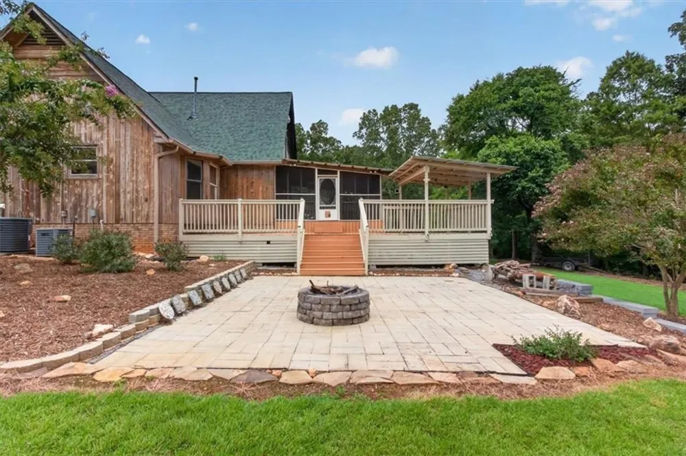 98 Adair Hollow Road NW Adairsville, GA 30103