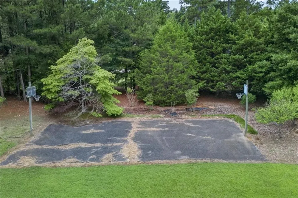 98 Adair Hollow Road NW Adairsville, GA 30103
