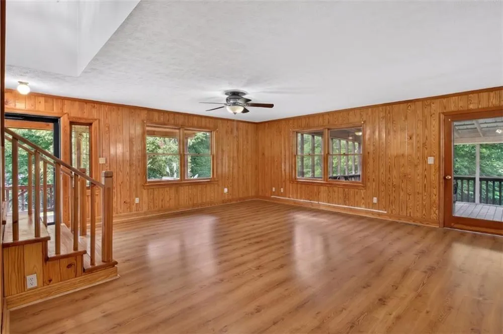 98 Adair Hollow Road NW Adairsville, GA 30103