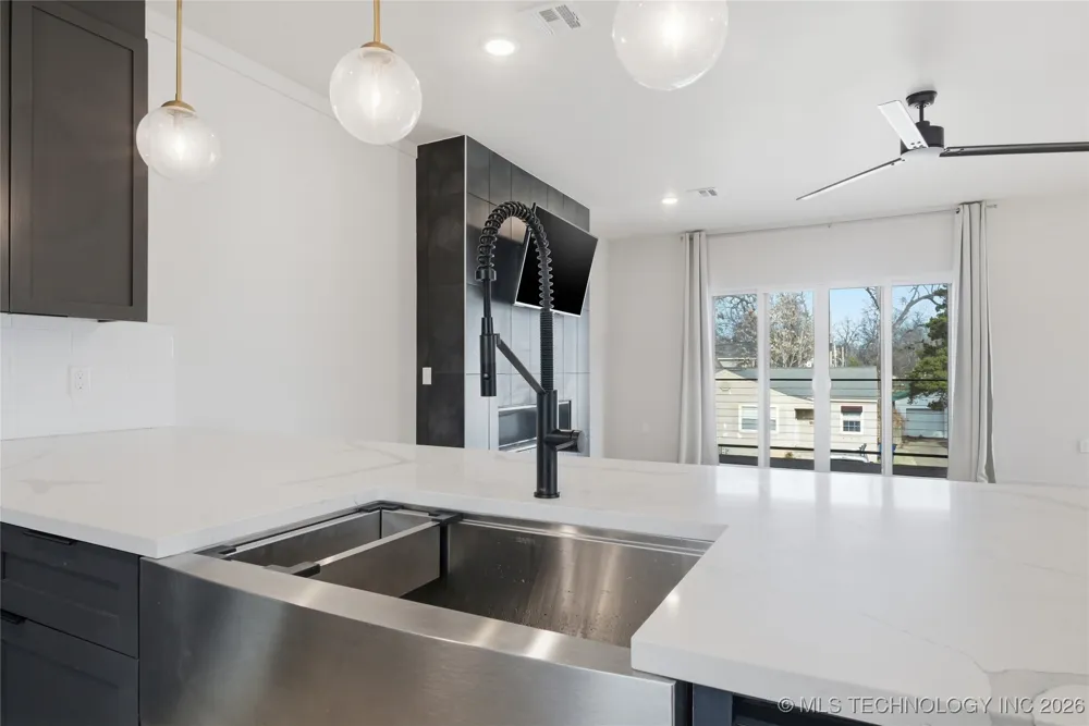 3767 S Riverside Drive E #3767 Tulsa, OK 74105