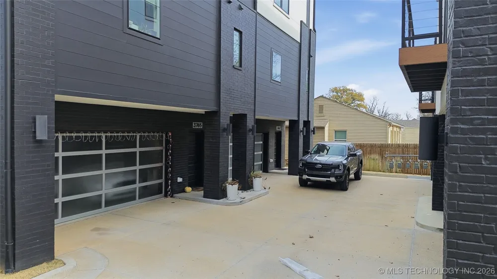 3767 S Riverside Drive E #3767 Tulsa, OK 74105