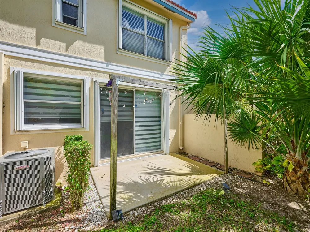 4750 NW 117th Avenue Coral Springs, FL 33076