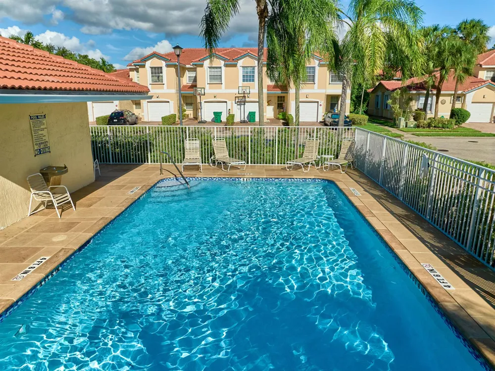 4750 NW 117th Avenue Coral Springs, FL 33076