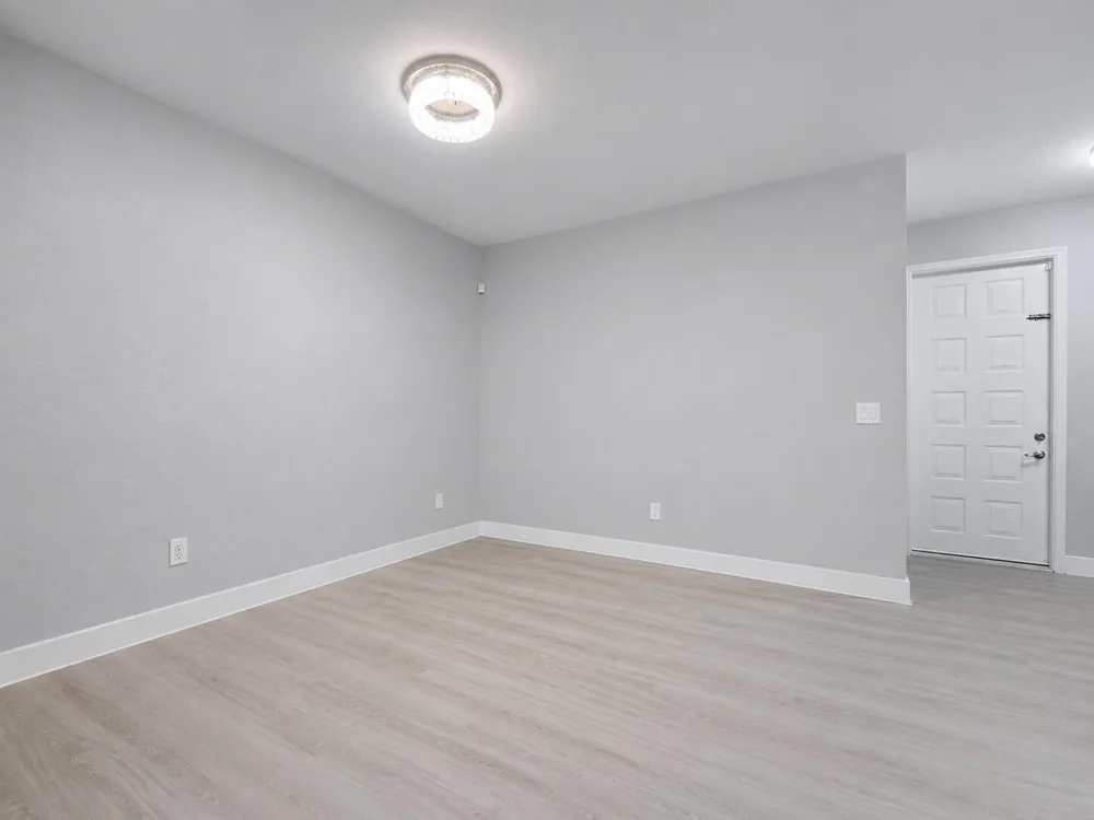 4750 NW 117th Avenue Coral Springs, FL 33076