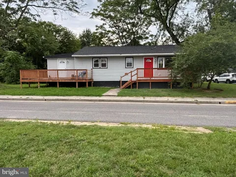 2 RAILROAD AVENUE
