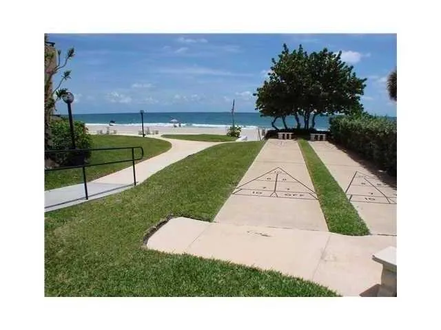 1500 S OCEAN BOULEVARD #1506 Lauderdale By The Sea, FL 33062