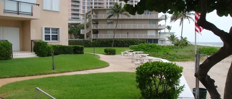 1500 S OCEAN BOULEVARD #1506 Lauderdale By The Sea, FL 33062