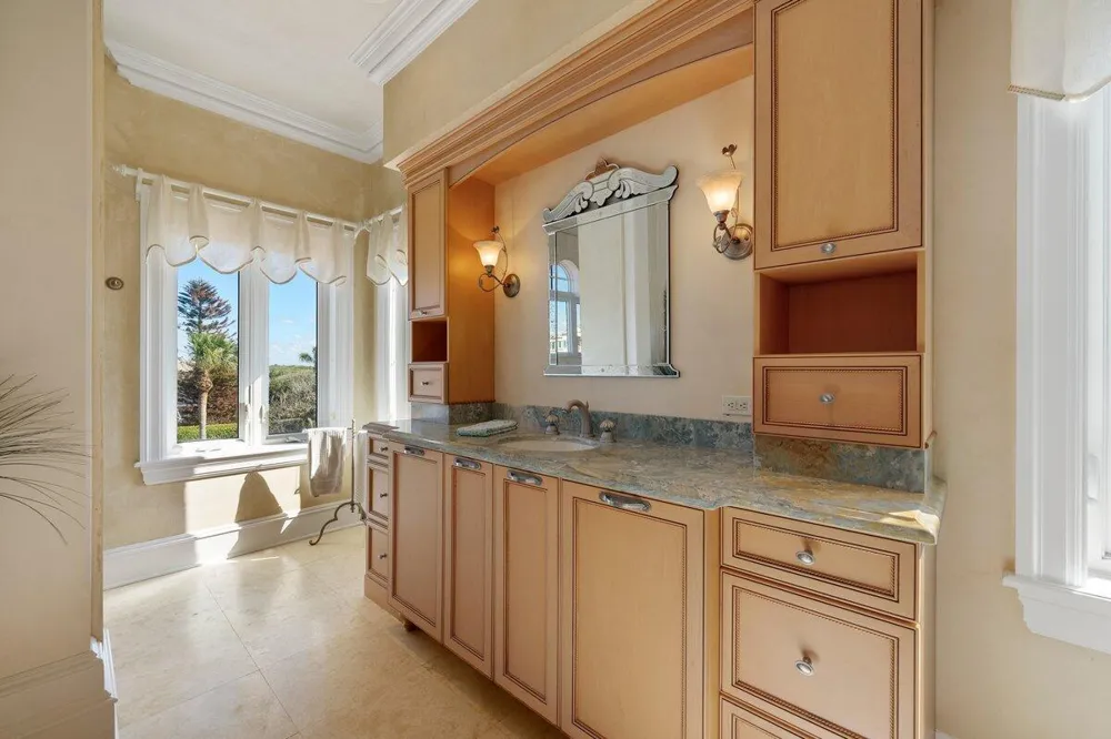 501 GRANADA DRIVE Palm Coast, FL 32137