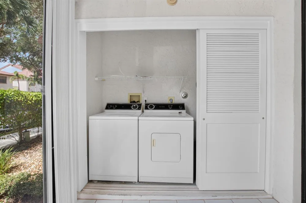 5187 Europa Drive #F Boynton Beach, FL 33437