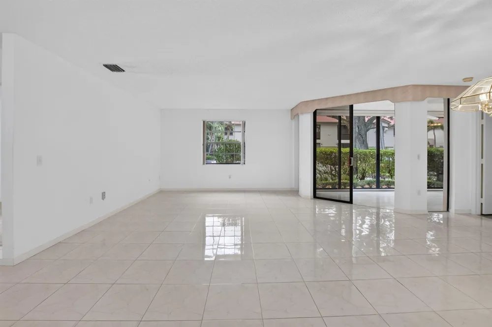 5187 Europa Drive #F Boynton Beach, FL 33437