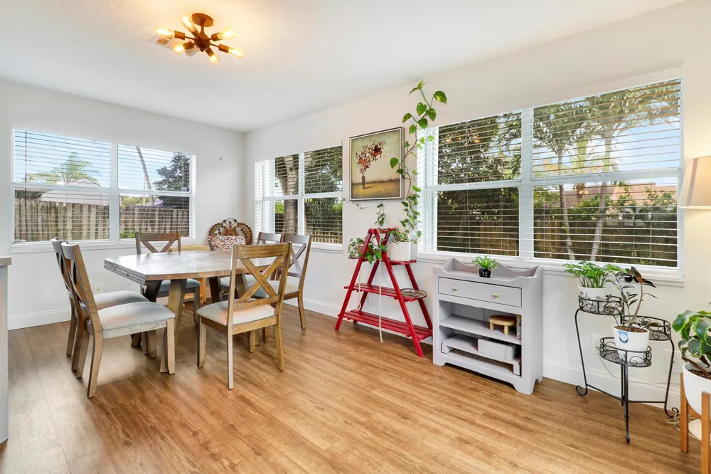 104 BANYAN CIRCLE Jupiter, FL 33458