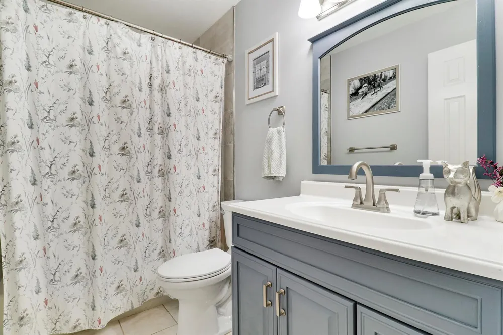 104 BANYAN CIRCLE Jupiter, FL 33458