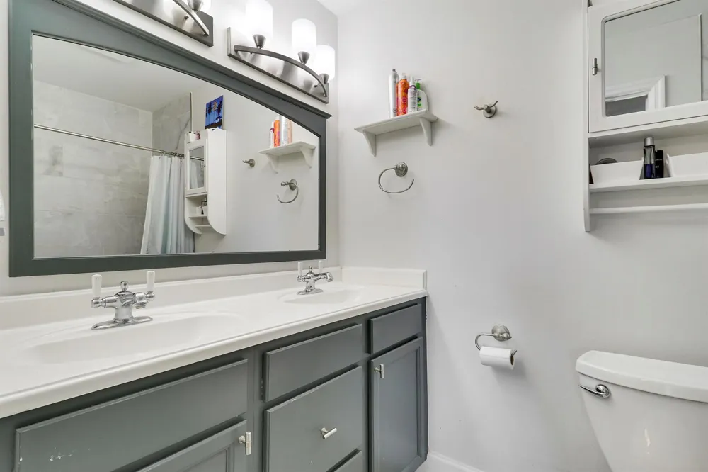 104 BANYAN CIRCLE Jupiter, FL 33458