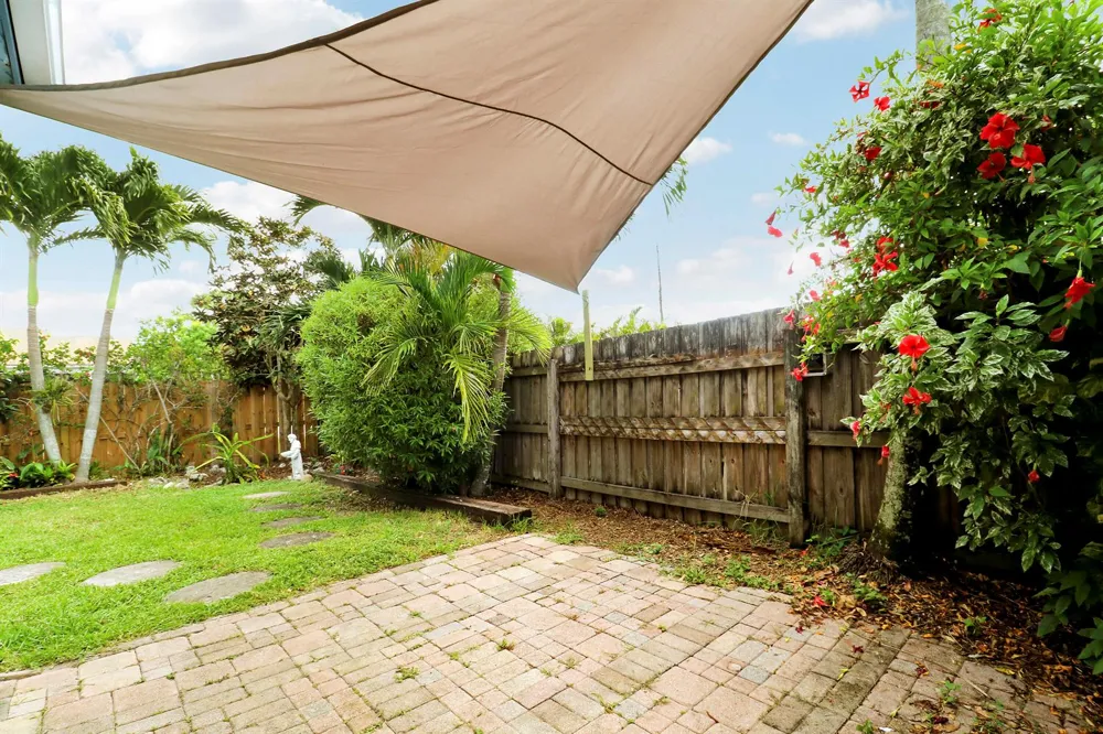 104 BANYAN CIRCLE Jupiter, FL 33458