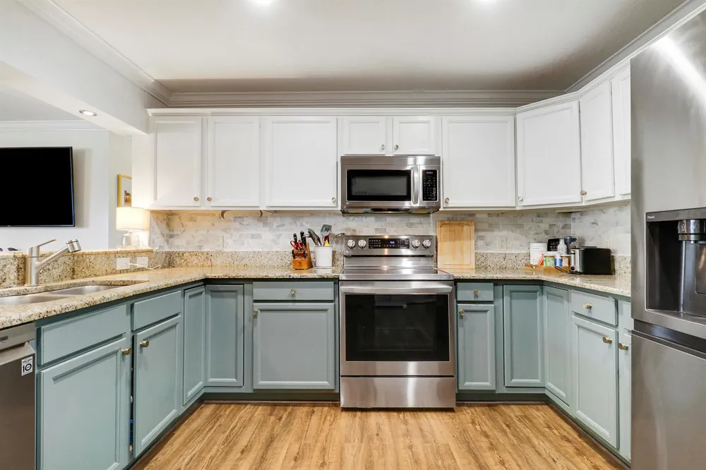 104 BANYAN CIRCLE Jupiter, FL 33458