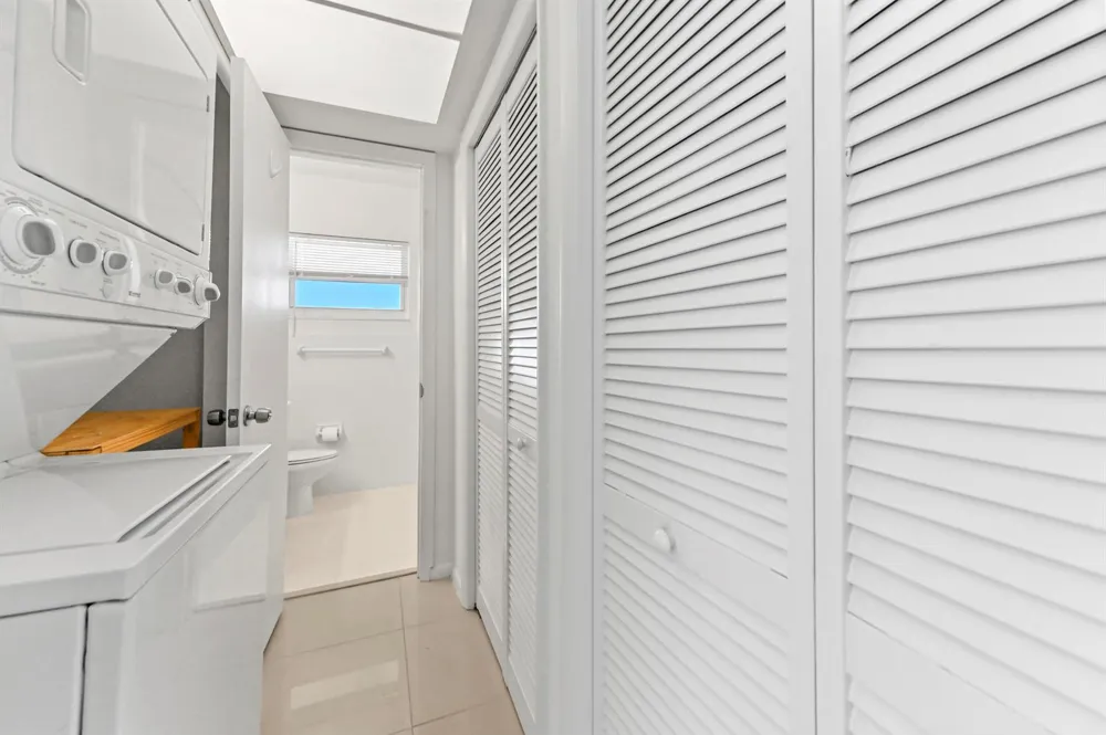 2755 NE 28th Avenue #F-1 Lighthouse Point, FL 33064
