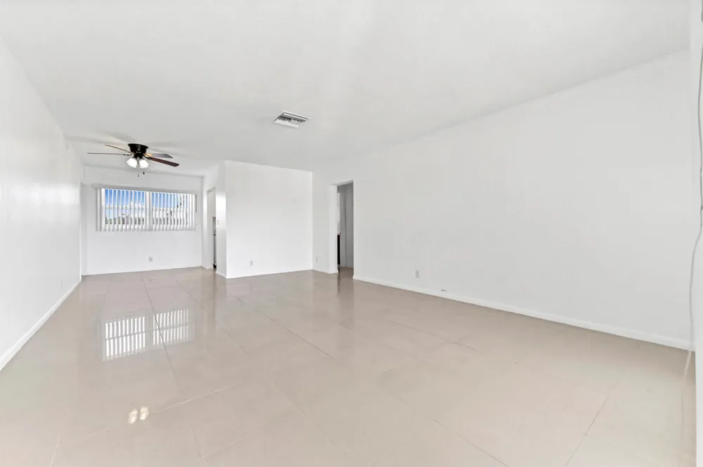 2755 NE 28th Avenue #F-1 Lighthouse Point, FL 33064