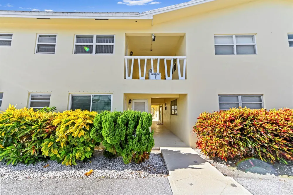 2755 NE 28th Avenue #F-1 Lighthouse Point, FL 33064