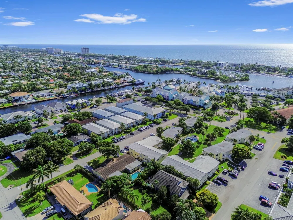 2755 NE 28th Avenue #F-1 Lighthouse Point, FL 33064