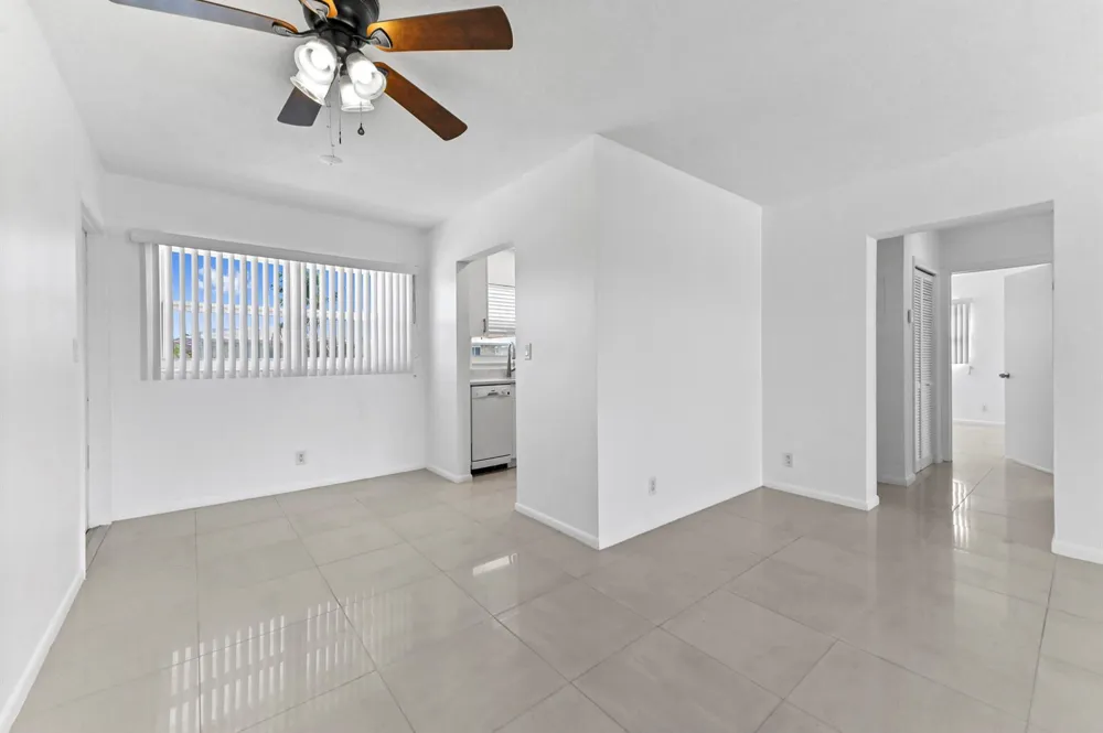 2755 NE 28th Avenue #F-1 Lighthouse Point, FL 33064