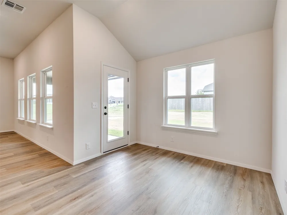 7613 E 89th Street Owasso, OK 74055