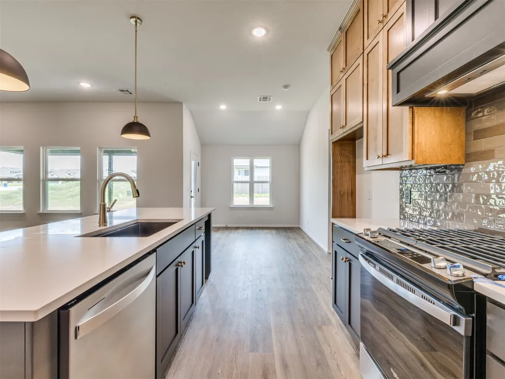7613 E 89th Street Owasso, OK 74055