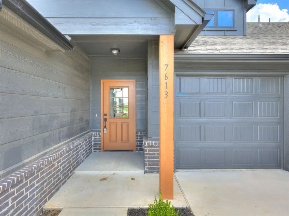 7613 E 89th Street Owasso, OK 74055